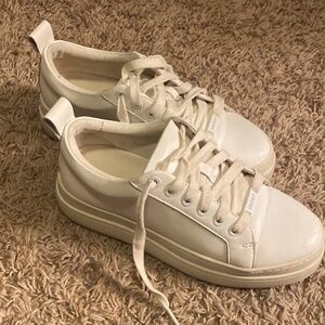 J/Slides womens sneakers size 5